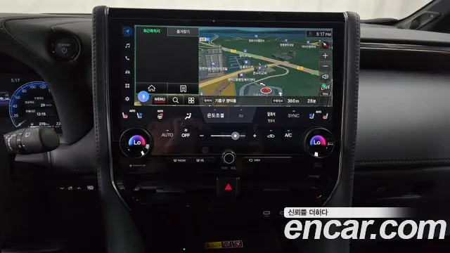 Toyota Alphard — Фото автомобиля 12