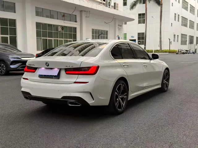 BMW 3 Series — Фото автомобиля 7