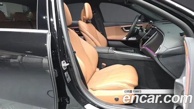 Mercedes-Benz E-Class — Фото автомобиля 8