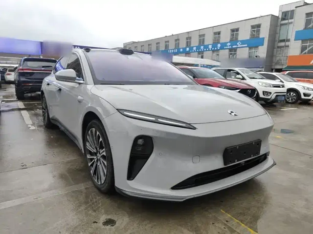 Nio ET5 Touring — Фото автомобиля 3