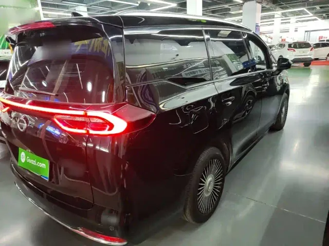 GAC Trumpchi M6 — Фото автомобиля 6