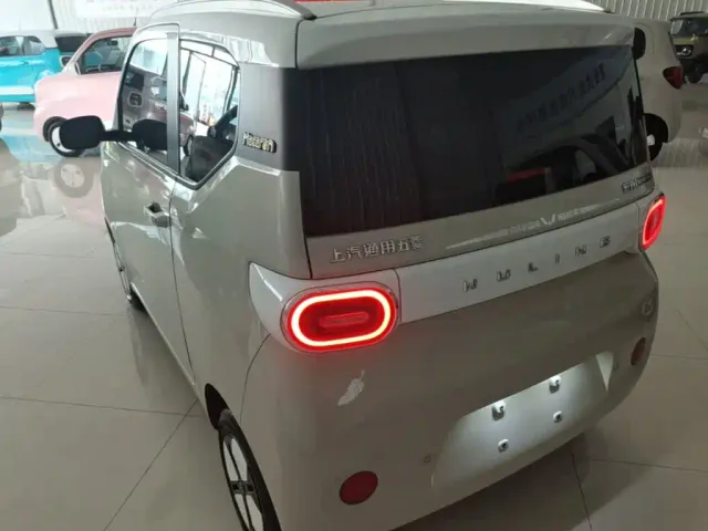 Wuling Hongguang Mini EV — Фото автомобиля 4