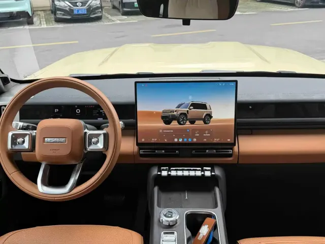 iCAR iCAR V27 2026 200KM AWD Falcon 500 — Фото автомобиля 9