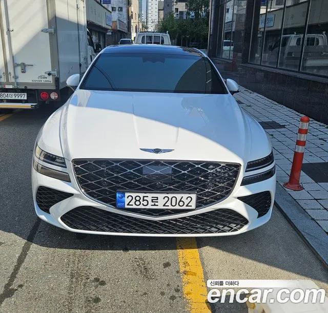 Genesis G80 RG3 — Фото автомобиля 3