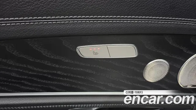 Mercedes-Benz E-Class — Фото автомобиля 26