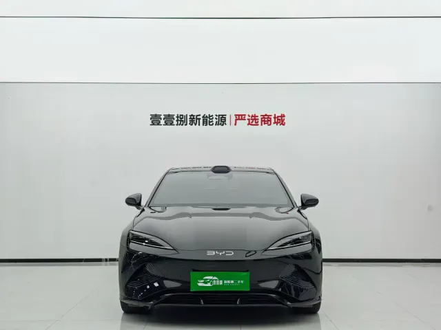 BYD Seal — Фото автомобиля 2