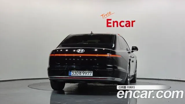 Hyundai Grandeur GN7 — Фото автомобиля 4