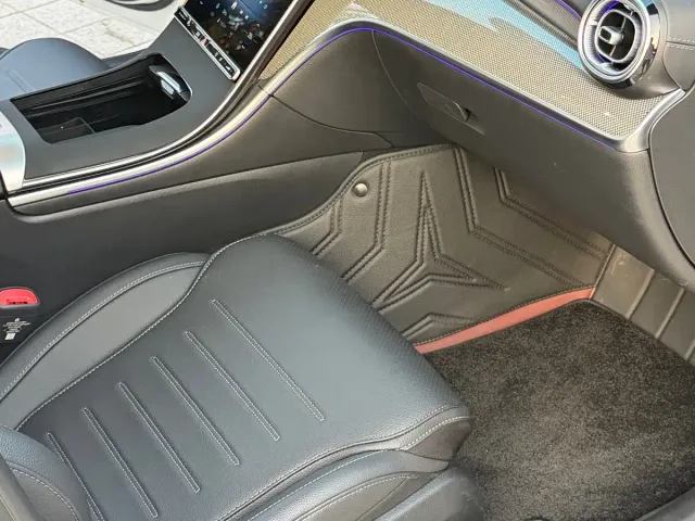 Mercedes-Benz C-Class — Фото автомобиля 10