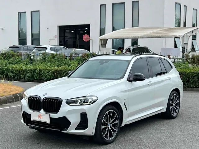 Фотография автомобиля — BMW X3