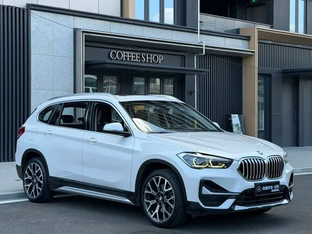 BMW X1 — Фото автомобиля 3