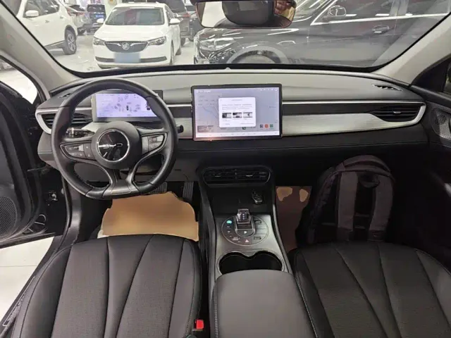 BYD Seal 05 DM-i — Фото автомобиля 9