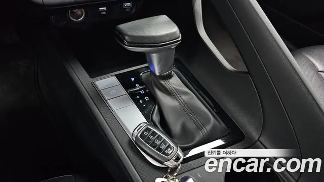 Hyundai Avante CN7 — Фото автомобиля 12