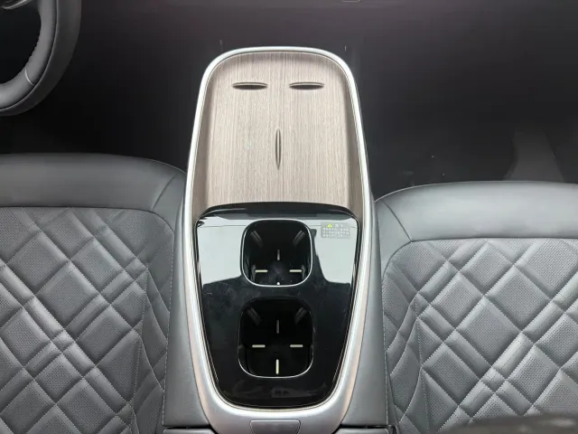 Changan Qiyuan A07 — Фото автомобиля 12