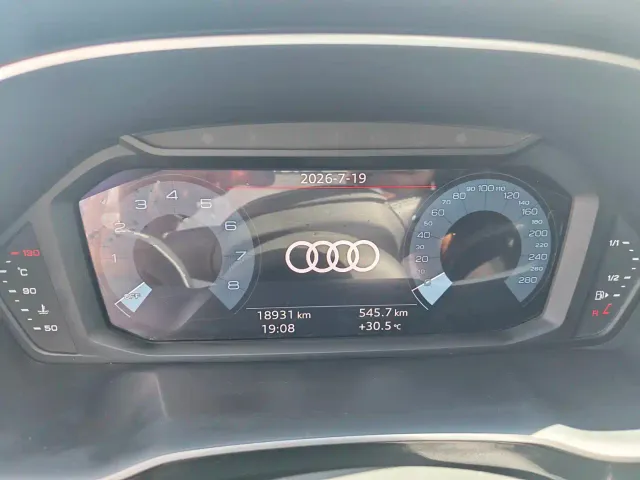 Audi Q3 — Фото автомобиля 8