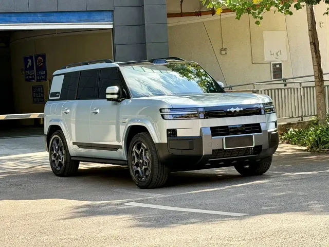 BYD FangChengBao Titanium 7 — Фото автомобиля 3