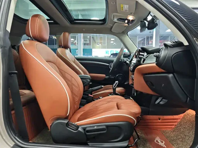 MINI Hatch — Фото автомобиля 20