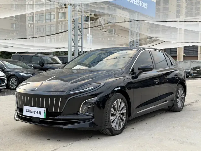 Фотография автомобиля — Hongqi E-QM5