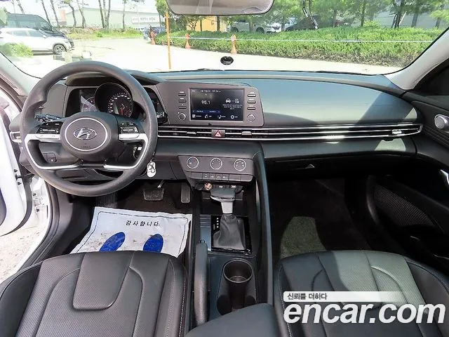 Hyundai Avante CN7 — Фото автомобиля 7