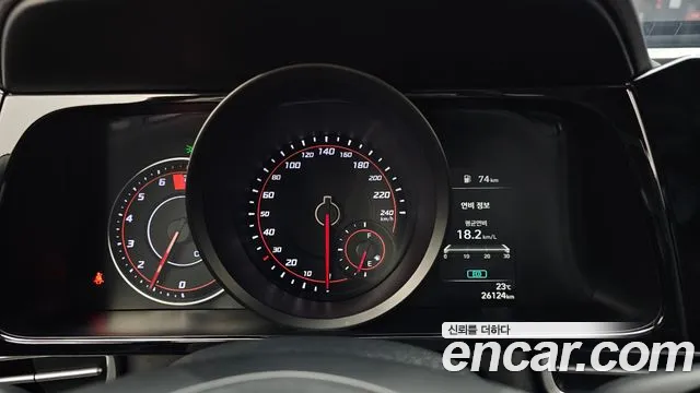 Hyundai Avante CN7 — Фото автомобиля 8