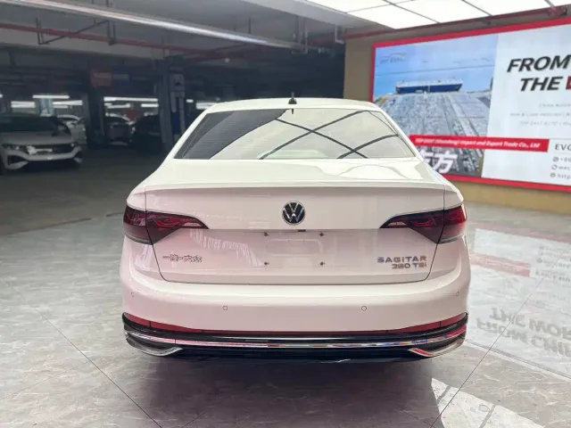 Volkswagen Sagitar — Фото автомобиля 6