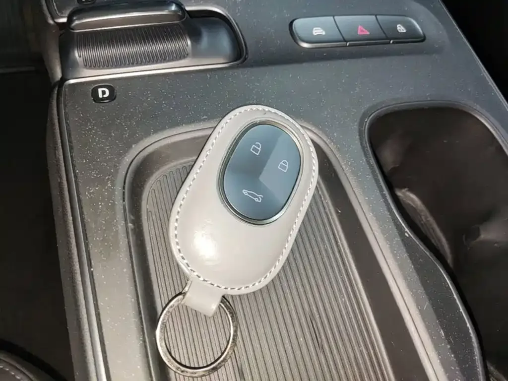 NIO NIO ET5 2022 75kWh — Фото автомобиля 8