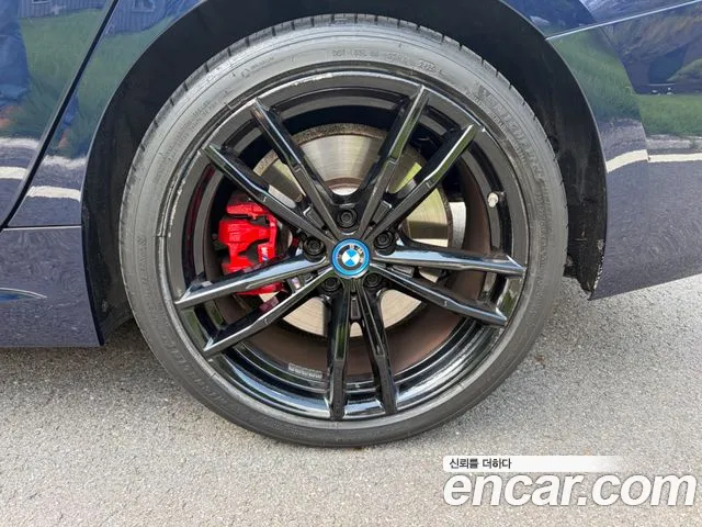 BMW 3 Series — Фото автомобиля 10