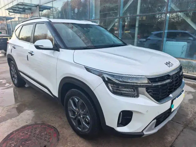 Kia Seltos — Фото автомобиля 3