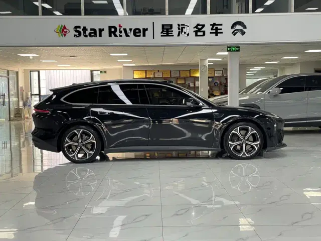 Nio ET5 Touring — Фото автомобиля 4