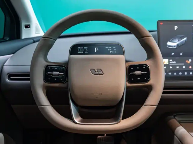 Li Auto i8 — Фото автомобиля 20