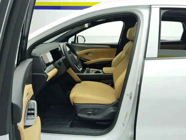 BYD Song L DM-i — Фото автомобиля 9