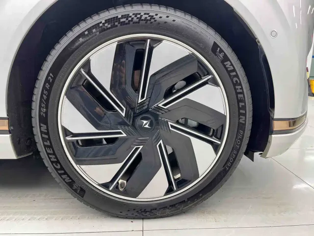 Dongfeng eπ 008 — Фото автомобиля 8
