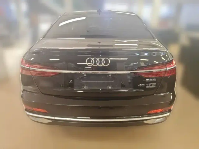 Audi A6L — Фото автомобиля 7
