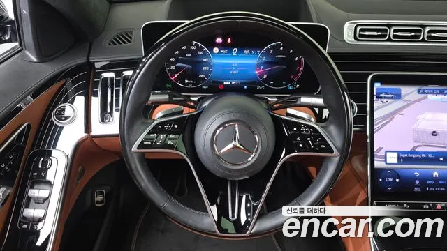 Mercedes-Benz S-Class — Фото автомобиля 12
