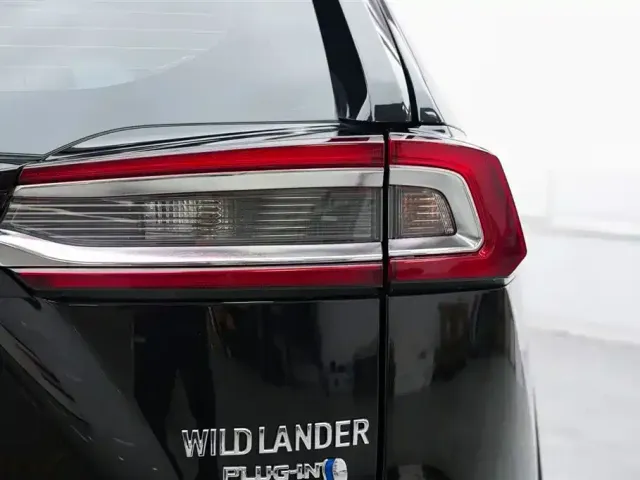 Toyota Wildlander — Фото автомобиля 15