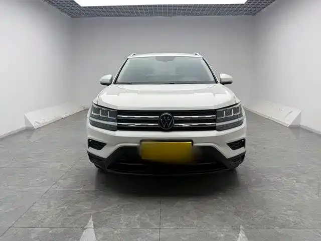 Volkswagen Tharu — Фото автомобиля 2