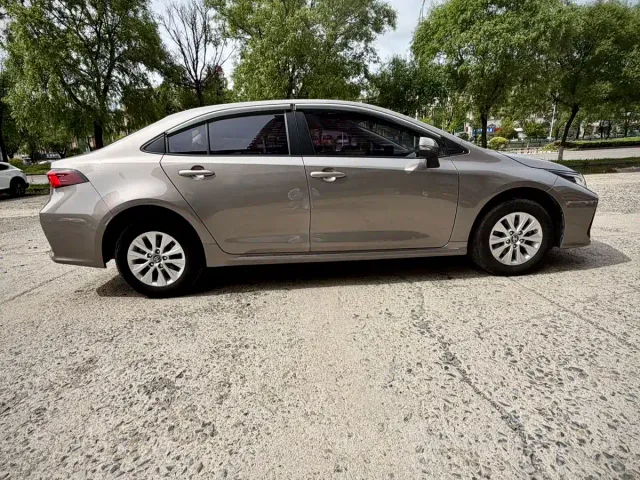 Toyota Corolla — Фото автомобиля 7
