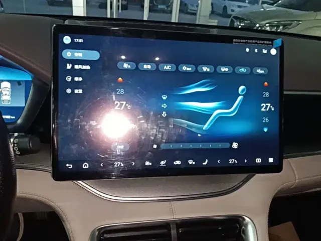 BYD Song PLUS — Фото автомобиля 12