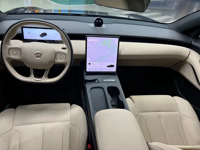 Nio ET5 Touring — Фото автомобиля 11