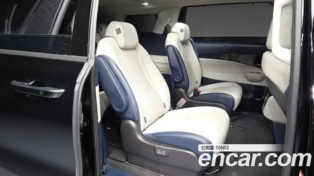 Kia Carnival 4th Gen — Фото автомобиля 18
