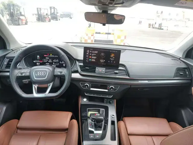 Audi Q5L — Фото автомобиля 14