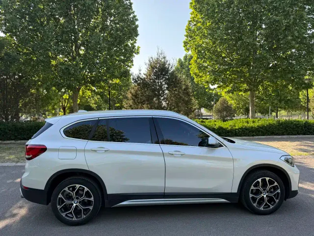 BMW X1 — Фото автомобиля 5