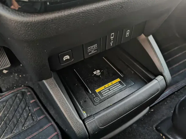 Honda Odyssey — Фото автомобиля 11