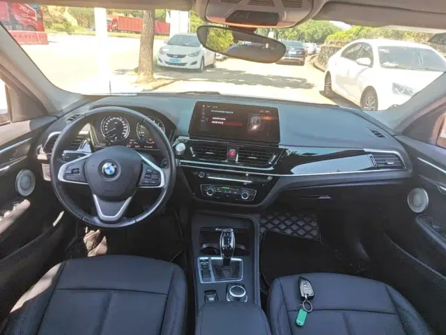 BMW 1 Series — Фото автомобиля 9