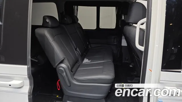 Hyundai Staria — Фото автомобиля 12