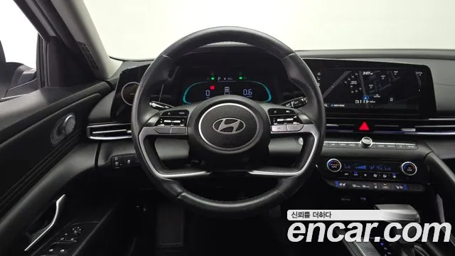 Hyundai Avante CN7 — Фото автомобиля 13