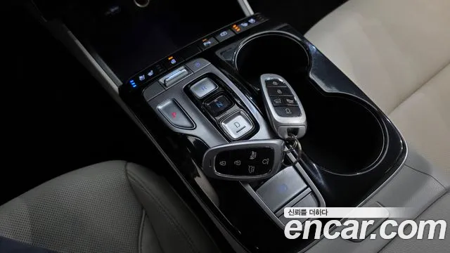 Hyundai Tucson Tucson (NX4) Бензин 1.6 турбо 2WD — Фото автомобиля 9