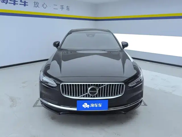 Volvo S90 — Фото автомобиля 2