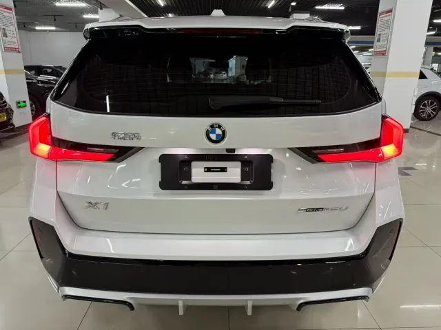 BMW X1 — Фото автомобиля 10