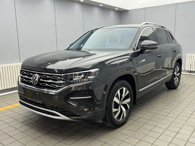 Фотография автомобиля — Volkswagen Tayron