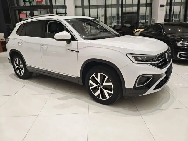 Volkswagen Tayron — Фото автомобиля 3